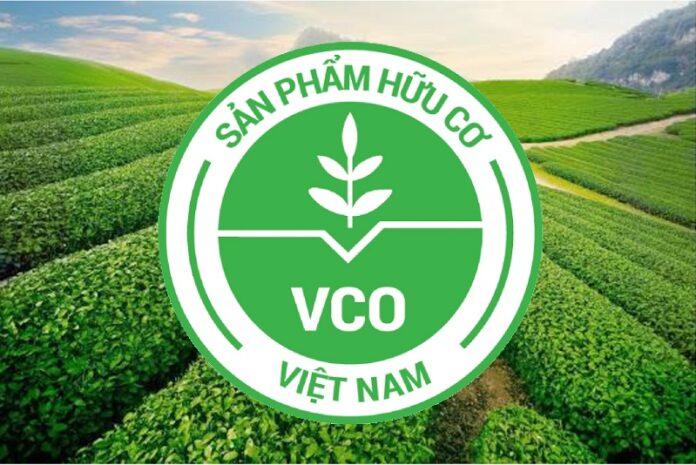 Tieu-chuan-chung-nhan-thuc-pham-huu-co-tai-Viet-Nam